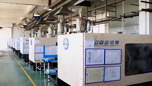 manufacturing facilities plastic machinery